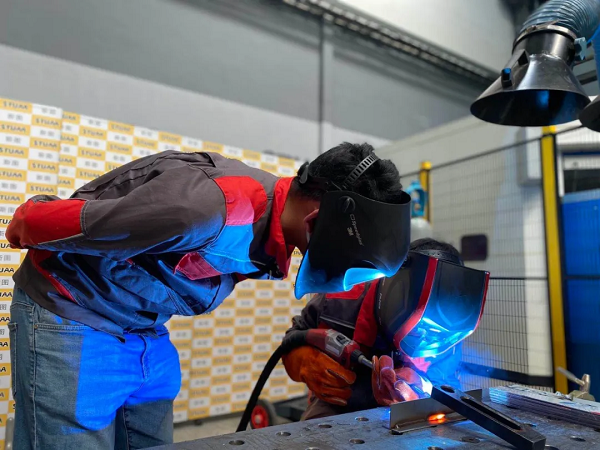 伏能士TPSi-CMT焊機(jī)專題培訓(xùn)會(huì)——斯圖對(duì)工藝的追求，從未止步