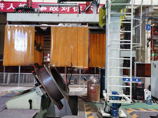 上下支座箱體圈板焊接專(zhuān)機(jī)