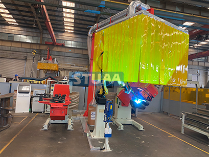 裝載機(jī)搖臂座粱、搖臂機(jī)器人焊接工作站